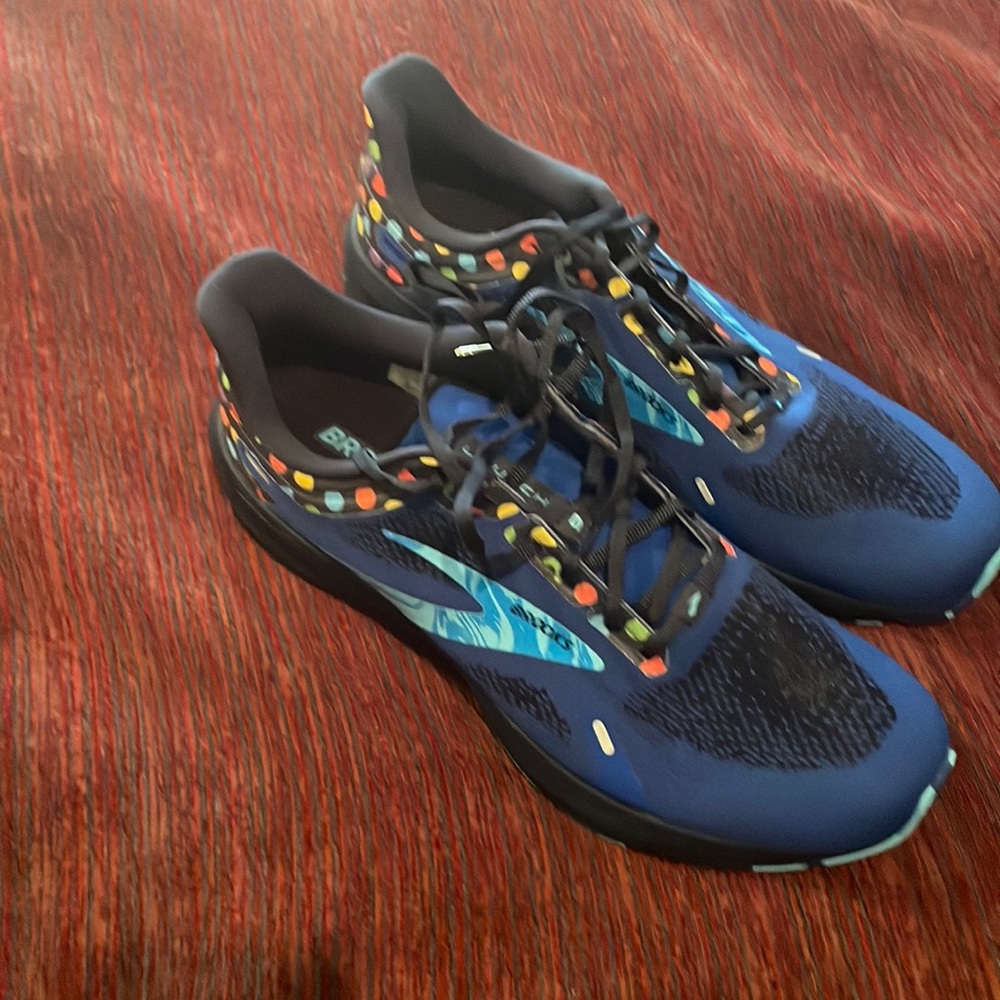 Brooks Launch 9 (New)